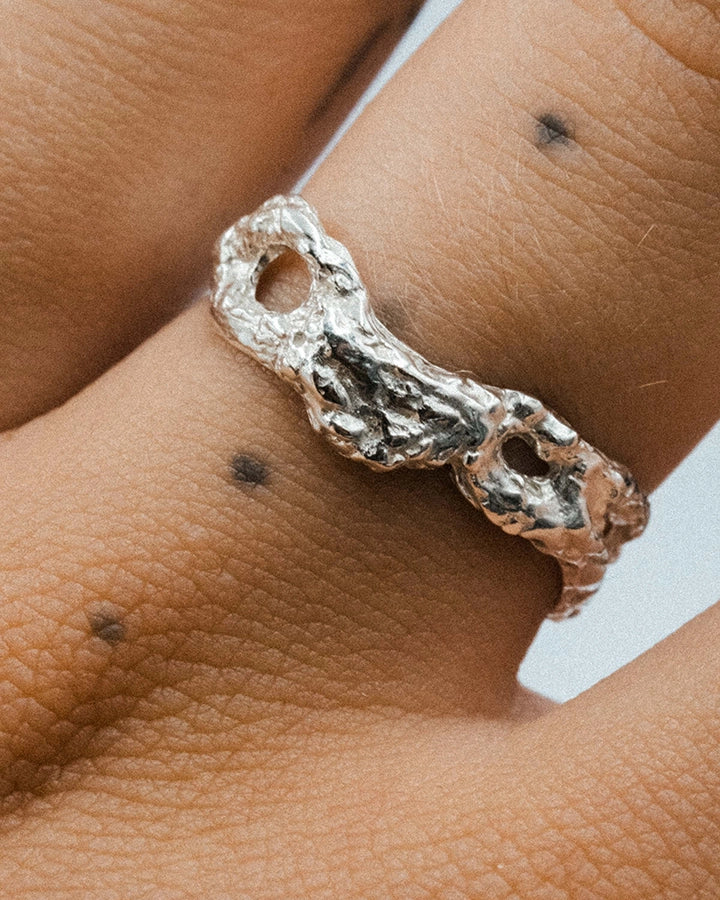 Linked Ring